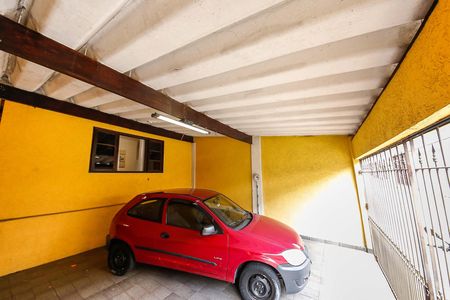 Casa à venda com 115m², 2 quartos e 2 vagas Casa à venda com 115m², 2 quartos e 2 vagasGaragem