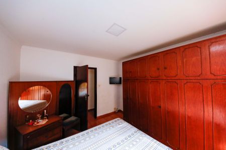 Casa à venda com 115m², 2 quartos e 2 vagas Casa à venda com 115m², 2 quartos e 2 vagasQuarto 1