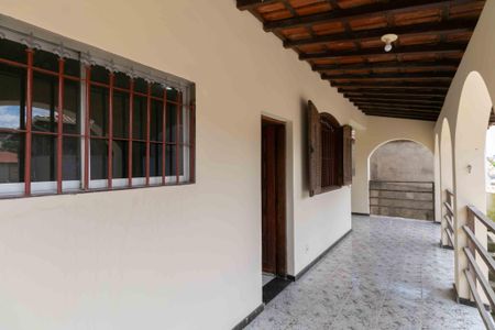 Casa à venda com 190m², 3 quartos e 3 vagasVaranda