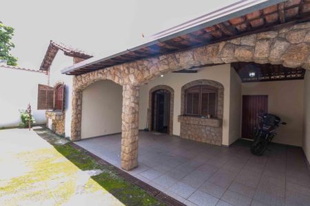 Casa à venda com 190m², 3 quartos e 3 vagasÁrea Externa