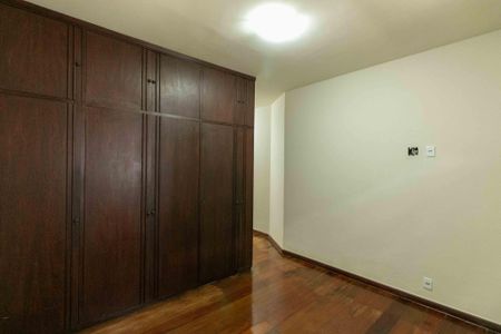 Casa à venda com 190m², 3 quartos e 3 vagasQuarto 3 Suite