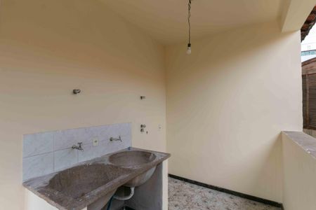 Casa à venda com 190m², 3 quartos e 3 vagasÁrea de Serviço