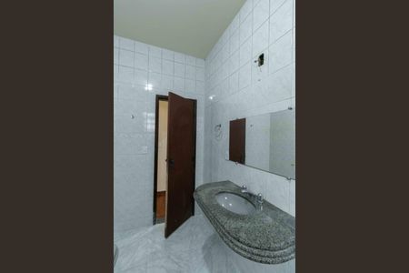 Casa à venda com 190m², 3 quartos e 3 vagasBanheiro Social