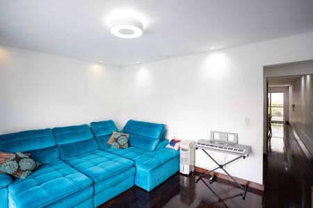 Casa para alugar com 240m², 3 quartos e 4 vagasSala