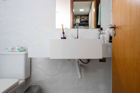 Casa para alugar com 240m², 3 quartos e 4 vagasBanheiro do Quarto 