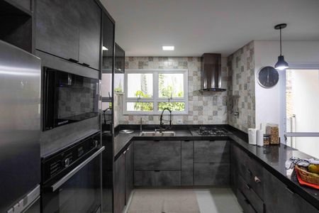 Casa para alugar com 240m², 3 quartos e 4 vagasCozinha