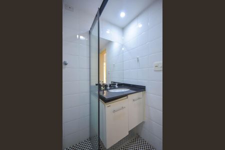 Apartamento para alugar com 98m², 2 quartos e 2 vagas Apartamento para alugar com 98m², 2 quartos e 2 vagasBanheiro