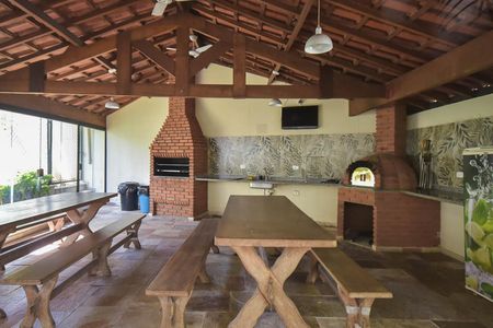 Apartamento para alugar com 98m², 2 quartos e 2 vagas Apartamento para alugar com 98m², 2 quartos e 2 vagasChurrasqueira