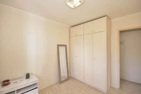 Apartamento para alugar com 98m², 2 quartos e 2 vagas Apartamento para alugar com 98m², 2 quartos e 2 vagasQuarto
