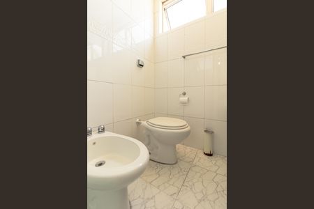 Apartamento à venda com 92m², 2 quartos e 1 vaga Apartamento à venda com 92m², 2 quartos e 1 vagaBanheiro