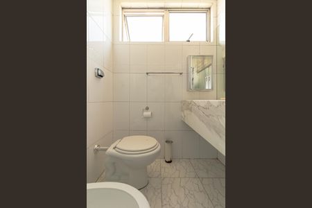 Apartamento à venda com 92m², 2 quartos e 1 vaga Apartamento à venda com 92m², 2 quartos e 1 vagaBanheiro