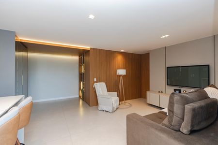 Sala de apartamento para alugar com 3 quartos, 108m² em Santo Amaro, São Paulo