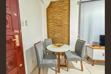 Apartamento à venda com 40m², 1 quarto e sem vaga Apartamento à venda com 40m², 1 quarto e sem vagaSala