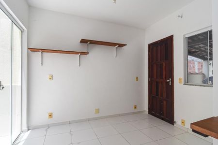 Casa para alugar com 50m², 2 quartos e sem vaga Casa para alugar com 50m², 2 quartos e sem vagasala