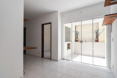 Casa para alugar com 50m², 2 quartos e sem vaga Casa para alugar com 50m², 2 quartos e sem vagasala