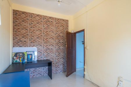 Casa à venda com 150m², 3 quartos e 1 vaga Casa à venda com 150m², 3 quartos e 1 vagaSala