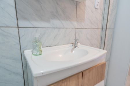 Casa à venda com 150m², 3 quartos e 1 vaga Casa à venda com 150m², 3 quartos e 1 vagaBanheiro