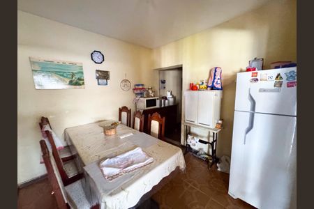 Casa à venda com 360m², 4 quartos e 5 vagasCozinha