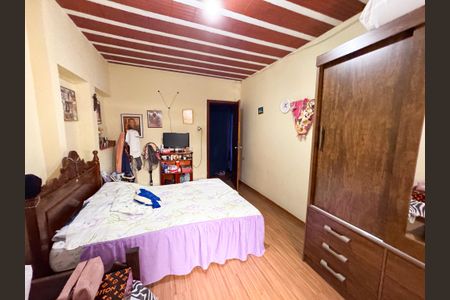 Casa à venda com 360m², 4 quartos e 5 vagasQuarto 4