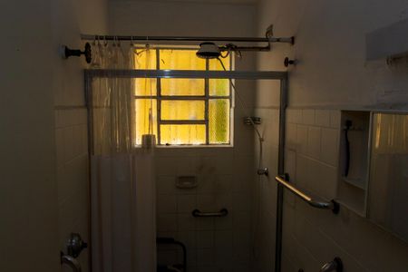 Casa para alugar com 140m², 3 quartos e 2 vagasBanheiro 1