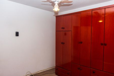 Casa para alugar com 140m², 3 quartos e 2 vagasQuarto 2