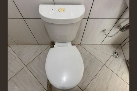 Casa à venda com 32m², 1 quarto e sem vagaBanheiro Social