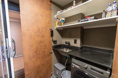 Studio à venda com 40m², 1 quarto e sem vaga Studio à venda com 40m², 1 quarto e sem vagaÁrea de serviço