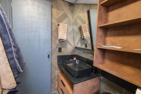 Studio à venda com 40m², 1 quarto e sem vaga Studio à venda com 40m², 1 quarto e sem vagaBanheiro