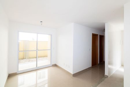 Apartamento para alugar com 42m², 2 quartos e 1 vaga Apartamento para alugar com 42m², 2 quartos e 1 vagaSala
