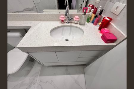 Apartamento à venda com 62m², 2 quartos e 1 vagaBanheiro da Suíte