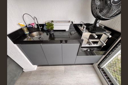 Apartamento à venda com 62m², 2 quartos e 1 vagaSacada da sala