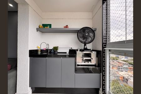 Apartamento à venda com 62m², 2 quartos e 1 vagaSacada da sala