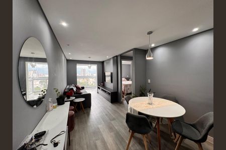 Apartamento à venda com 62m², 2 quartos e 1 vagaSala
