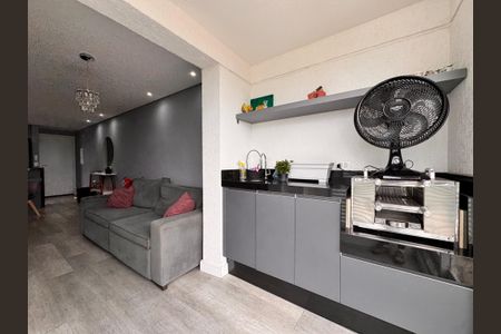 Apartamento à venda com 62m², 2 quartos e 1 vagaSacada da sala