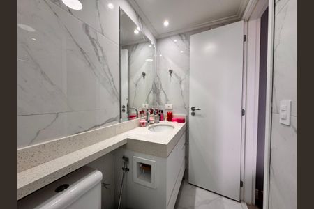 Apartamento à venda com 62m², 2 quartos e 1 vagaBanheiro da Suíte