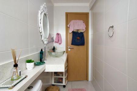 Apartamento para alugar com 72m², 2 quartos e 2 vagasBanheiro da Suíte