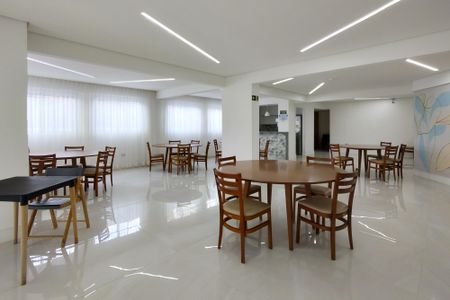 Apartamento para alugar com 72m², 2 quartos e 2 vagasÁrea comum - Salão de festas