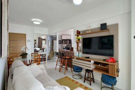 Apartamento para alugar com 72m², 2 quartos e 2 vagasSala