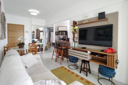 Apartamento para alugar com 72m², 2 quartos e 2 vagasSala