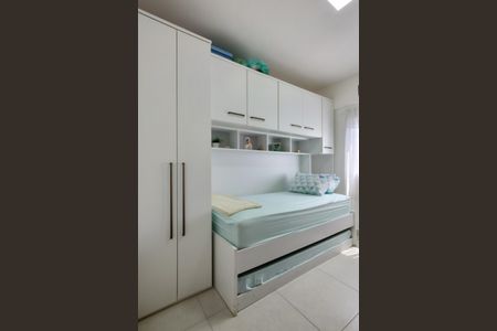 Apartamento para alugar com 72m², 2 quartos e 2 vagasQuarto