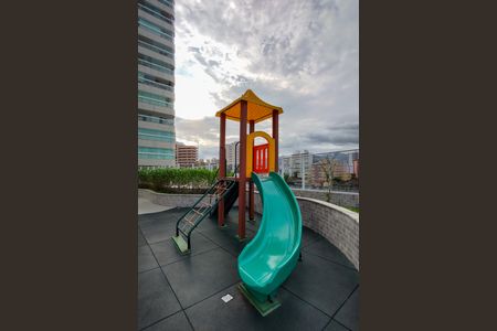 Apartamento para alugar com 72m², 2 quartos e 2 vagasÁrea comum - Playground