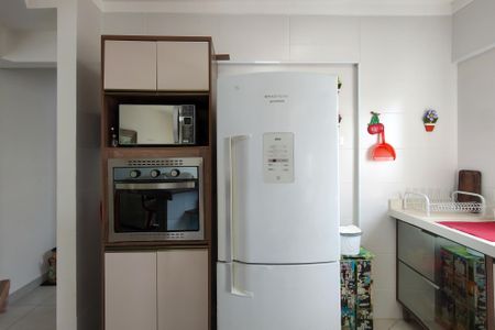 Apartamento para alugar com 72m², 2 quartos e 2 vagasCozinha