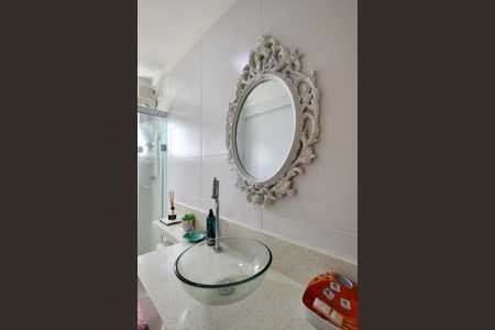 Apartamento para alugar com 72m², 2 quartos e 2 vagasBanheiro da Suíte