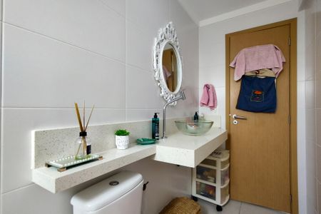 Apartamento para alugar com 72m², 2 quartos e 2 vagasBanheiro da Suíte