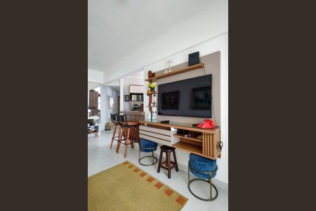 Apartamento para alugar com 72m², 2 quartos e 2 vagasSala