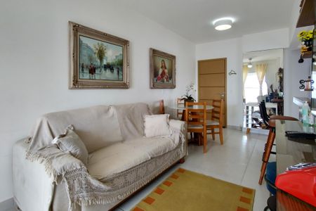 Apartamento para alugar com 72m², 2 quartos e 2 vagasSala