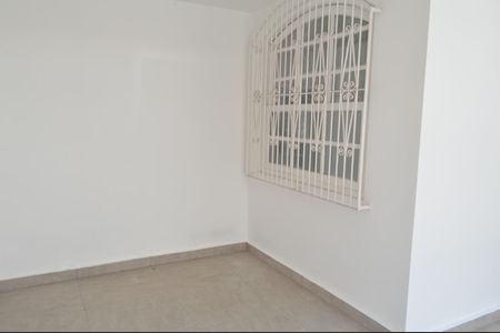 Casa de condomínio à venda com 190m², 3 quartos e 3 vagasGaragem