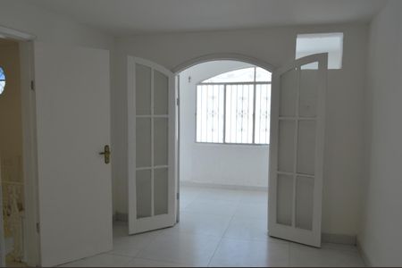 Casa de condomínio à venda com 190m², 3 quartos e 3 vagasSuíte  3
