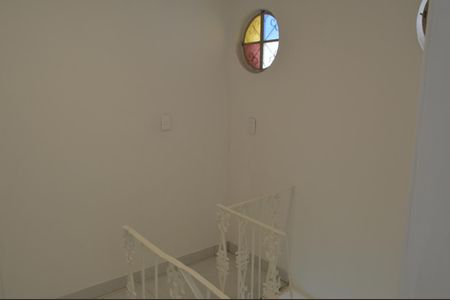 Casa de condomínio à venda com 190m², 3 quartos e 3 vagasHall 