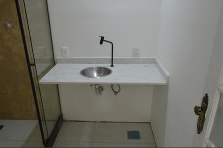 Casa de condomínio à venda com 190m², 3 quartos e 3 vagasBanheiro da Suíte 1